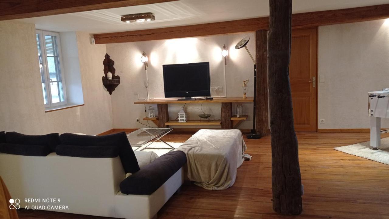 Maison De Ferme Au Calme Jusqu'A 10 Personnes Gannay-sur-Loire Esterno foto