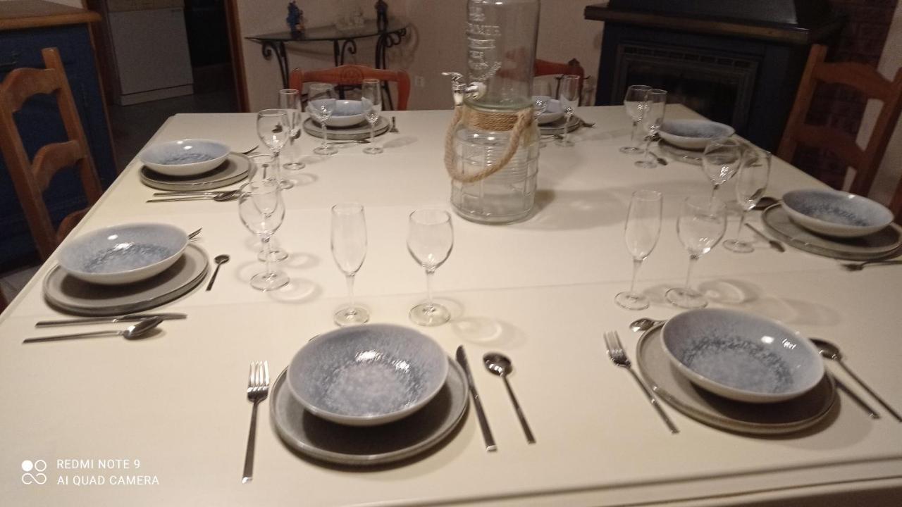 Maison De Ferme Au Calme Jusqu'A 10 Personnes Gannay-sur-Loire Esterno foto
