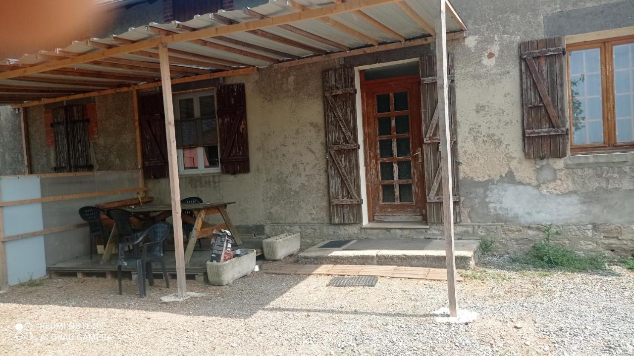 Maison De Ferme Au Calme Jusqu'A 10 Personnes Gannay-sur-Loire Esterno foto